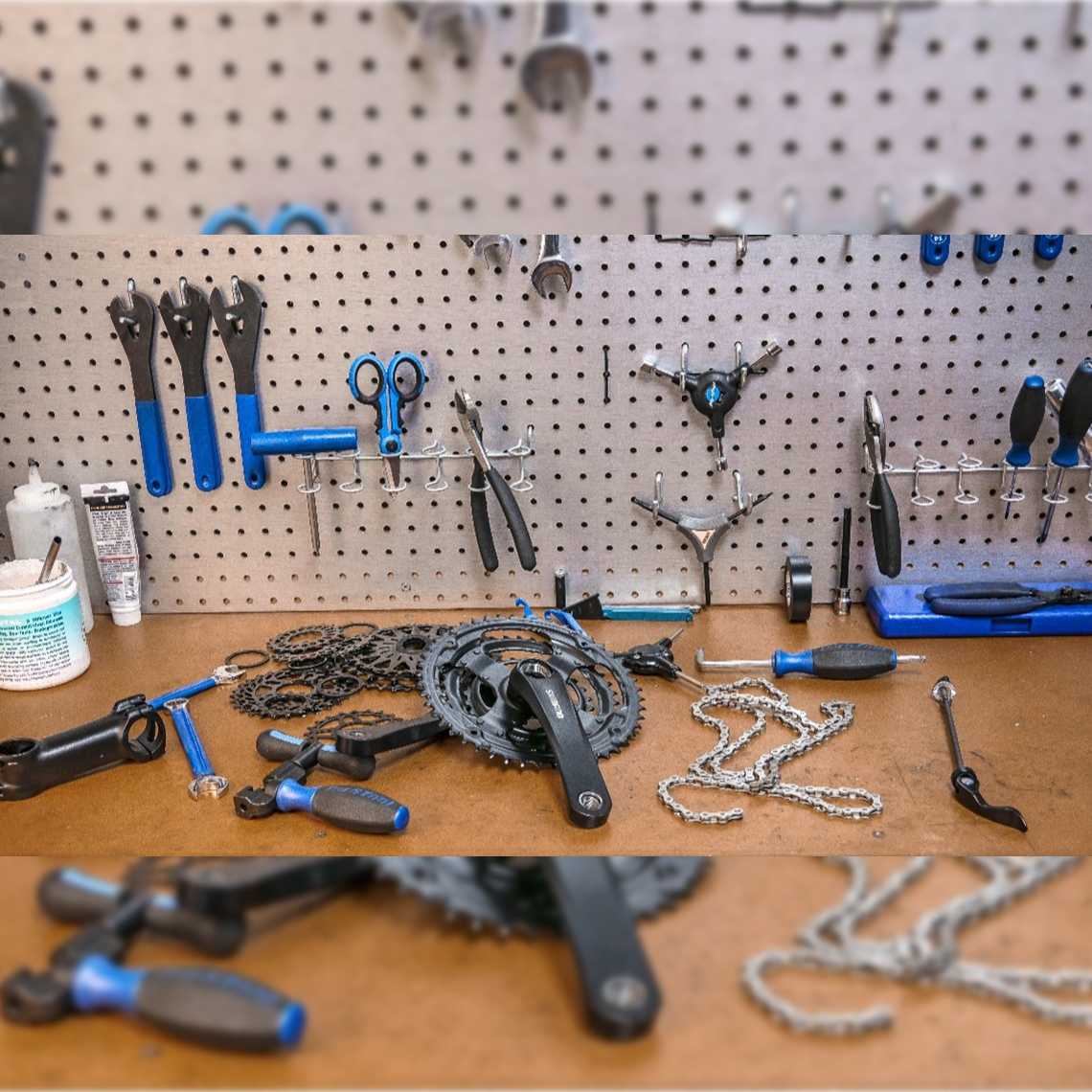 REPARACIÓN Y MANTENIMIENTO DE BICICLETAS DE PLANTA